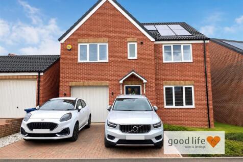 20260602_181743893_iOS52 banebury drive.jpg