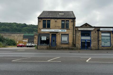 Office to rent in huddersfield