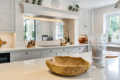 1362008-18-68e649...