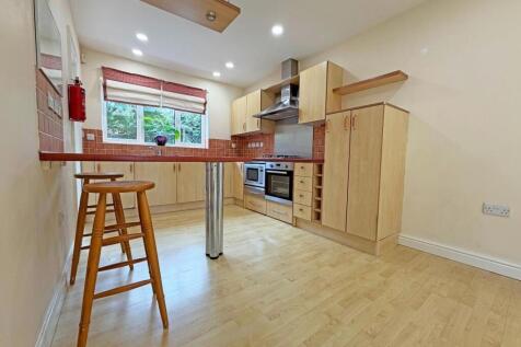 Kitchen-Breakfast.jpg