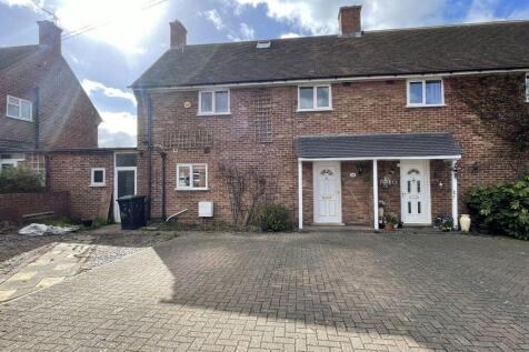 5 Bedroom Semi-Detached in MK43 0SD