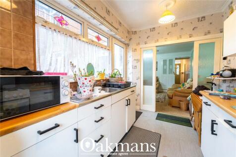 2 bed, 1 bath Terraced in Birmingham - Photo 2