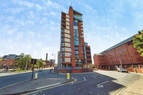 A furnished one-bedroom apartment located on the second floor of the sought-after TRINITY ONE development. Ideally situated just a short walk from Leeds City Centre, the Royal Armouries, Leeds Dock, Y