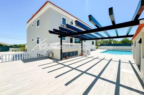 Fully Renovated 6 Bed Villa For Sale (53)