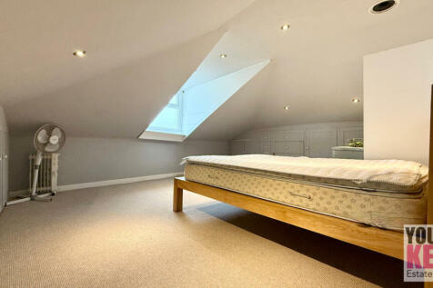 Folkestone estate agents, Your Key Move - Sandgate