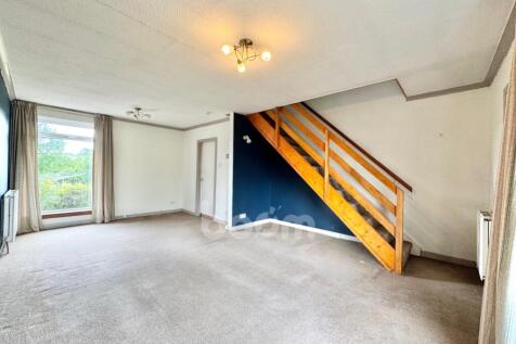 Dipple Court, Kilbirnie lounge pic