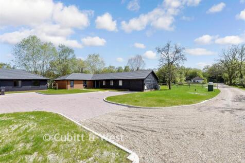 Driveway/Parking