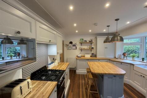 Photo 03-10-2025, 11 52 48.jpg