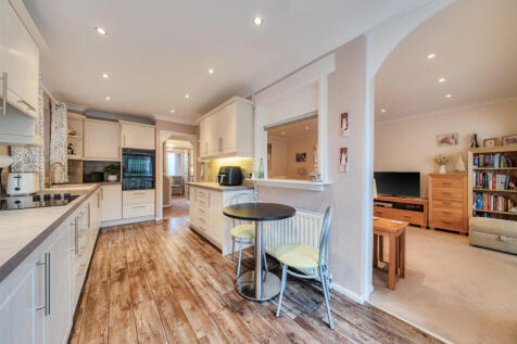 1387194-9-6936cd6...