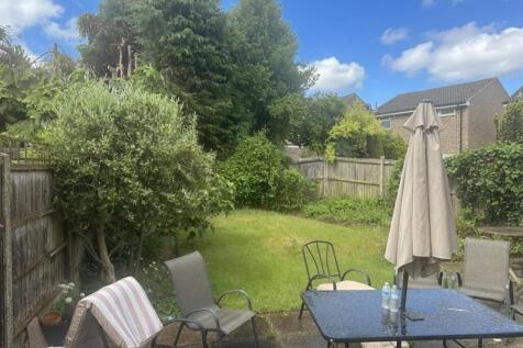 12 Littlebourne garden edit.jpg