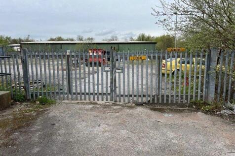 Commercial Property to rent in new houses