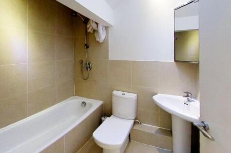 Apt-2-52-Knighton-Dr-Bathroom.jpg