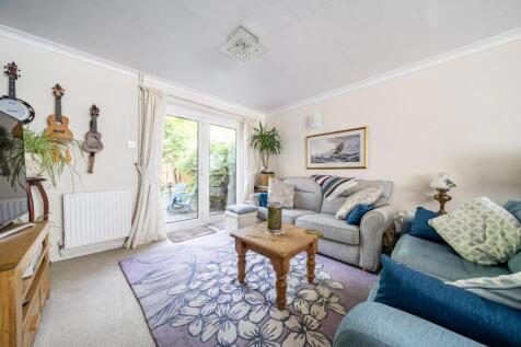 44 Harmans Way