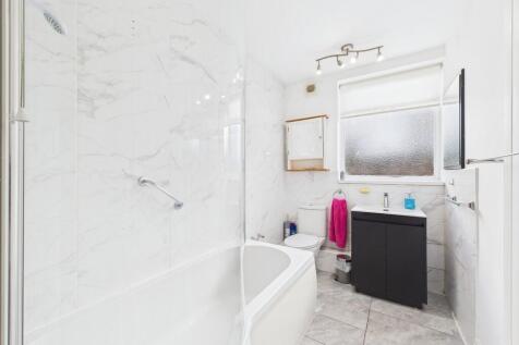 CAM04693G0-PR0043...