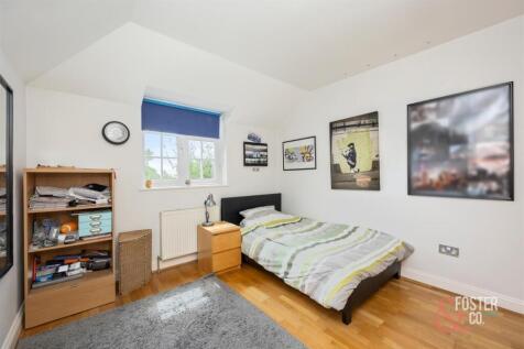 The Droveway, 22A-007.JPG