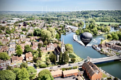 Marlow Bridge - Photography by Thames & Country