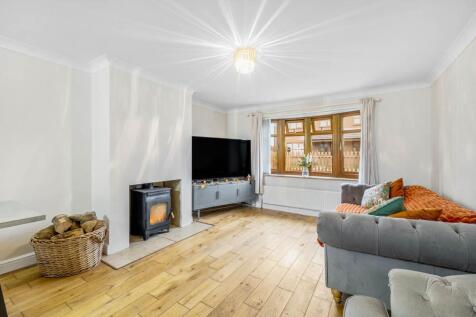 New Avondale (Saracens Head)-27.jpg