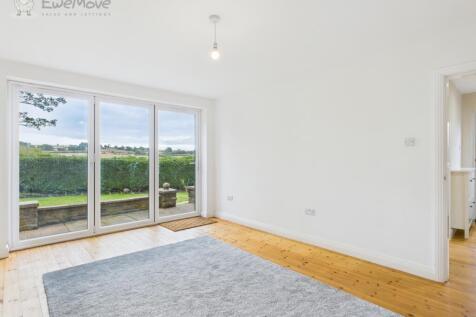 CAM05065G0-PR0010-STILL003