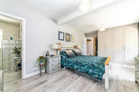 En-suite One