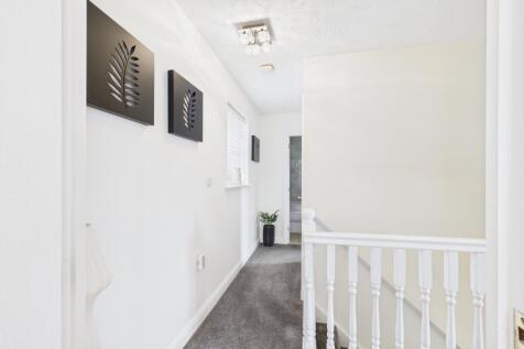 EweMove - Spalding - Shearers Drive - Landing