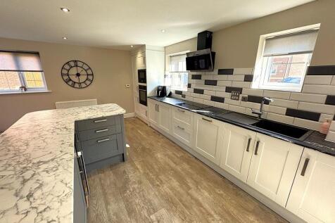 thumbnail_image1 (3).jpg