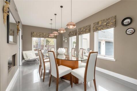 5 bed, 5 bath Detached in Edinburgh - Photo 3