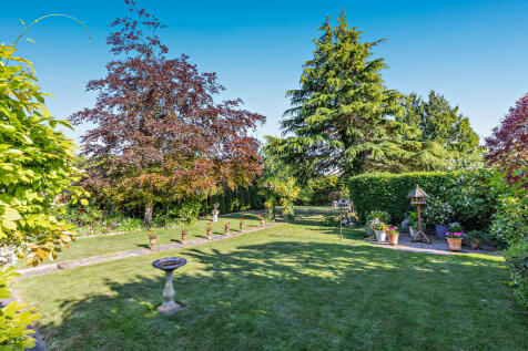 8647487-exterior2...