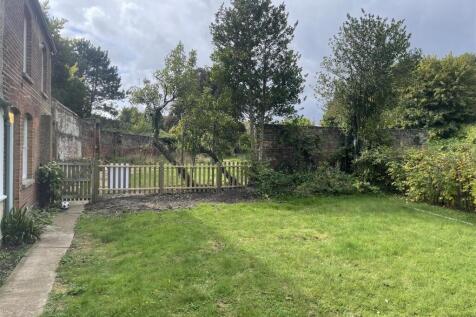 GARDEN.jpg