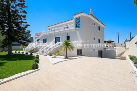 Fully Renovated 6 Bed Villa For Sale (16)