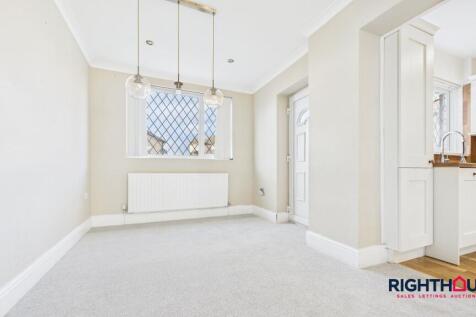 Through Open Plan Lounge/Dining Area