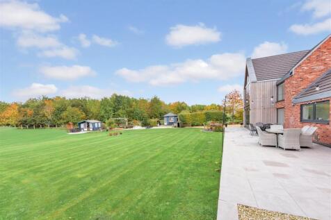 Serendipity, Station Road, Ibstock