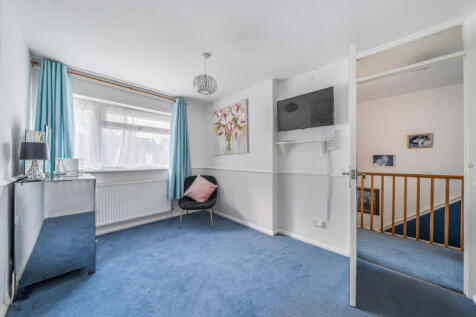 1387019-11-693fef...