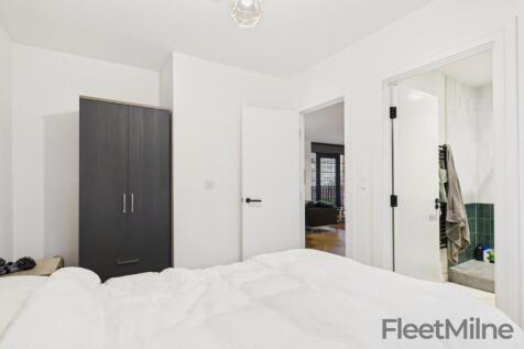 Bedroom 2 & En-suite