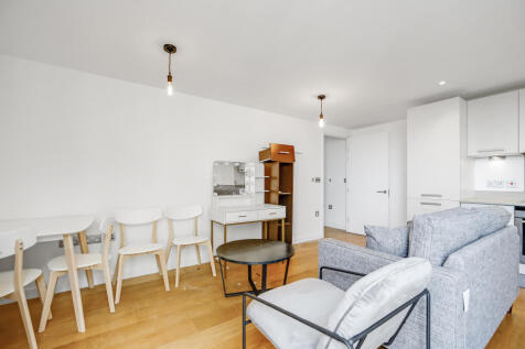05-6ee786631-HN-USL-Flat 642 Pavilion House Wat...