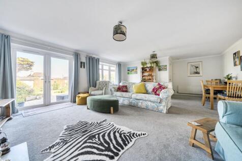 Living / Dining Room