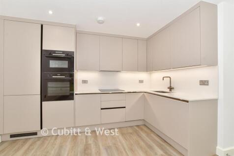Lounge/Kitchen
