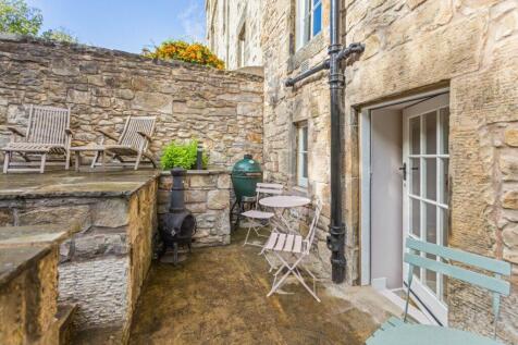 4 bed, 2 bath Town House in Edinburgh - Photo 47