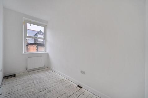 1355643-6-6901f1c4d5232-ARW-1