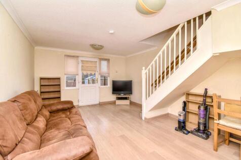 Lounge/Dining Angle 1