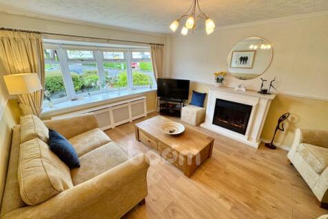 Lochlibo Terrace, Barrhead lounge