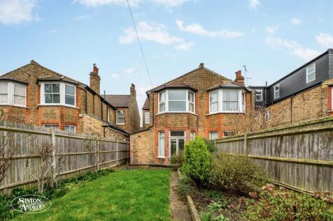 156 Coldershaw Road-15.jpg