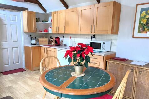 cottage 2 - Copy.jpg