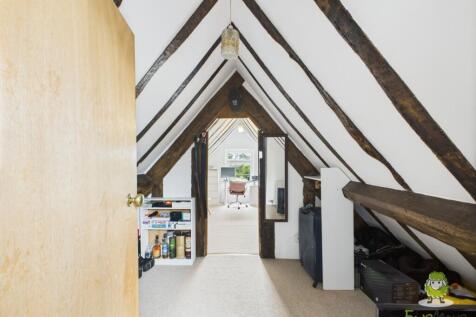 Loft room 2 - Charlotte Thomasson Ewemove Whitchur