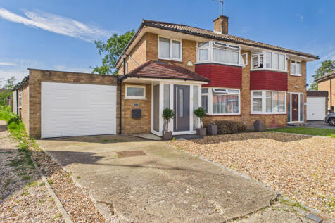 4 bed semi-detached house for sale Duncan Road, W