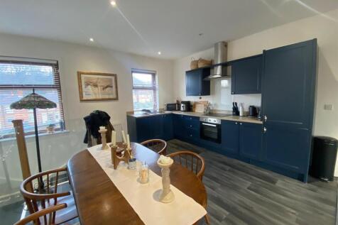 DINING KITCHEN.jpg
