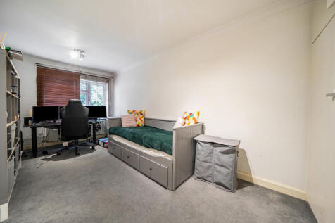 1331196-17-688b72...