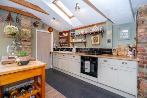 Kitchen Day Room