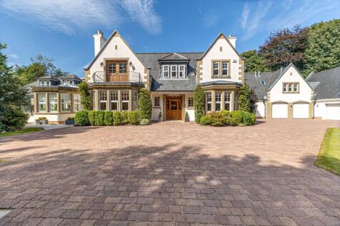 8 bed, 7 bath Detached in Glasgow - Photo 1