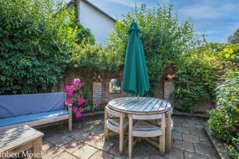 12 Courtyard Garden.jpg