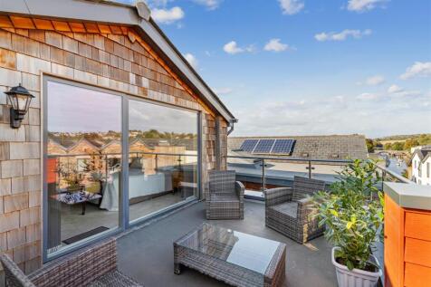 A08 - 18 Baltic Way Totnes - 250926.jpg